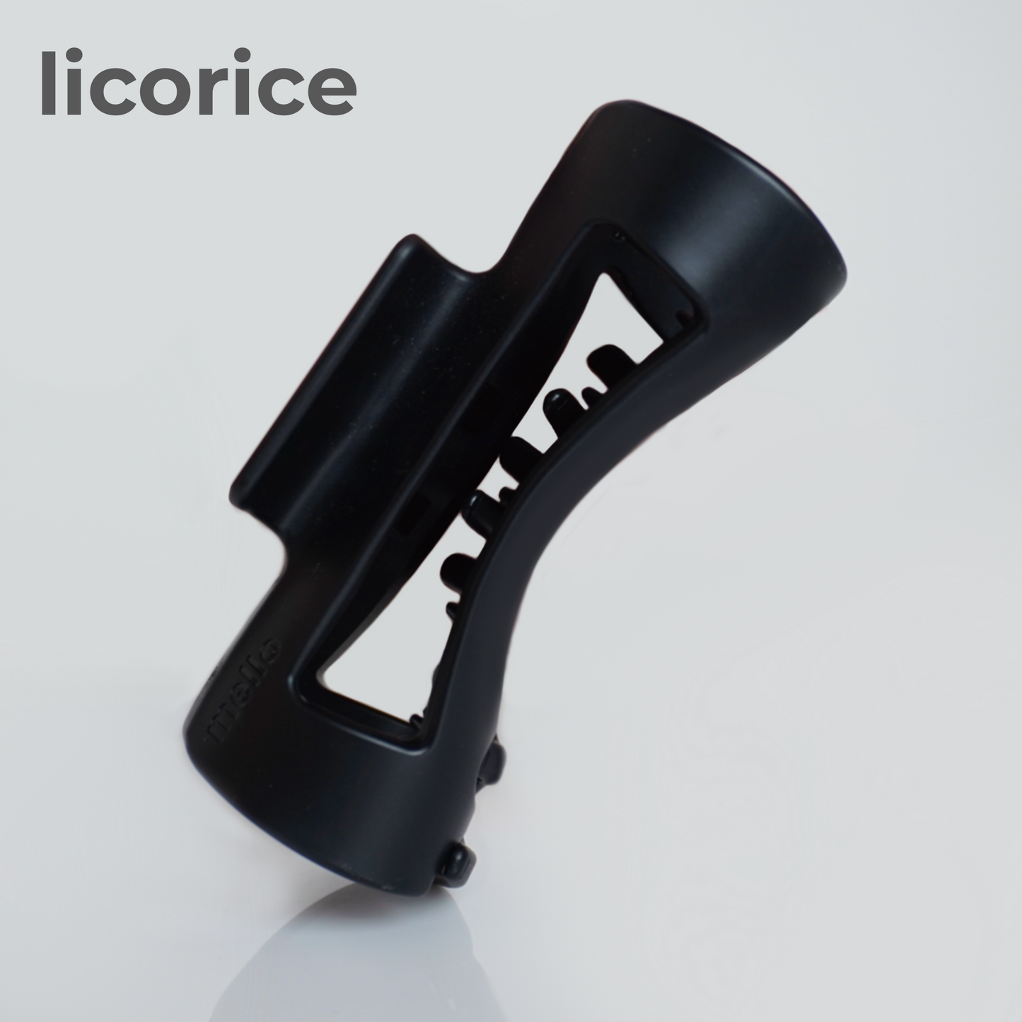 cloud clip - flexible clip, hair claw clip, soft claw clip for all hair types | MELLO